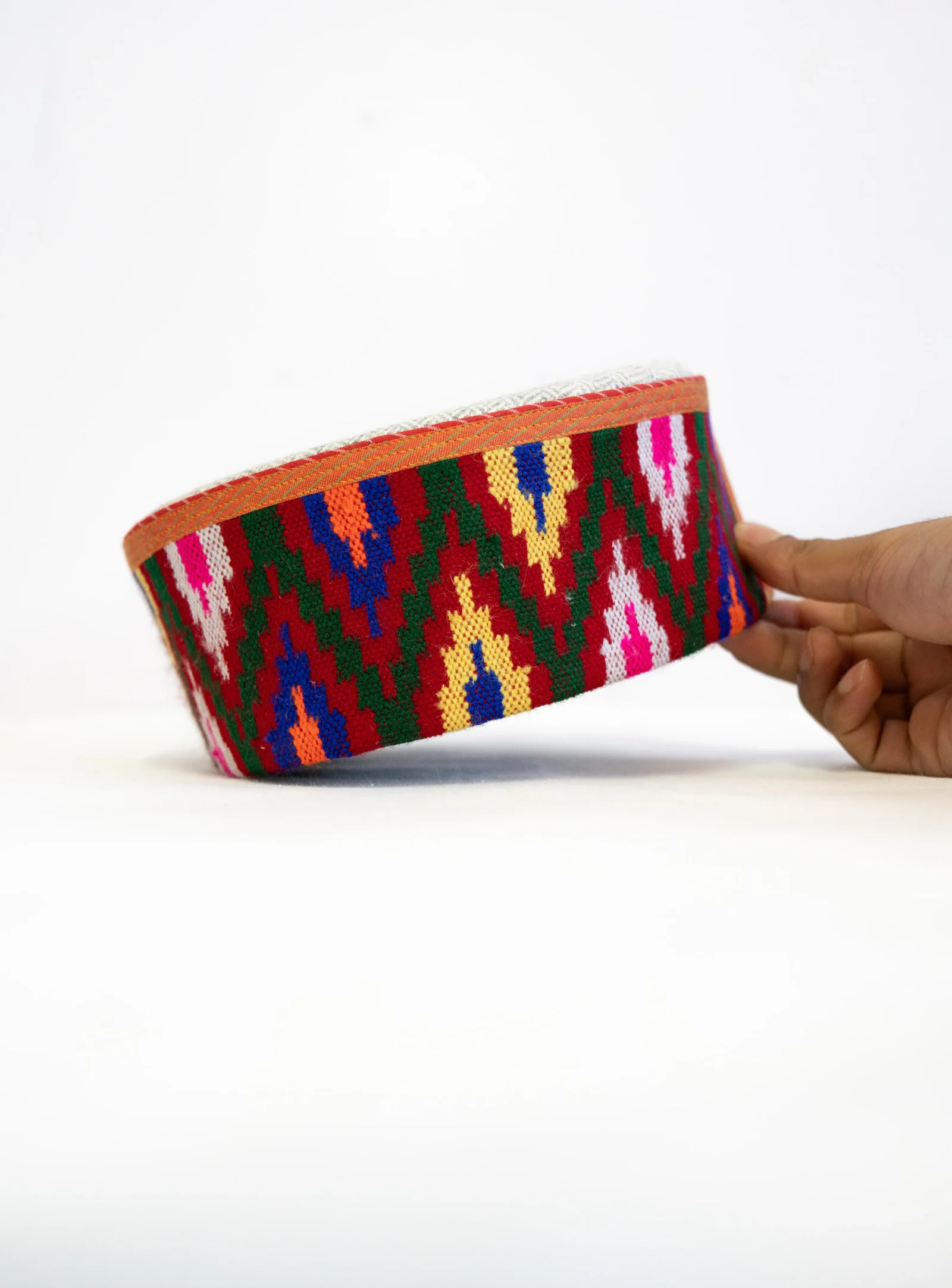 Kullu Zig-Zag Cap – Multicolor Pattern