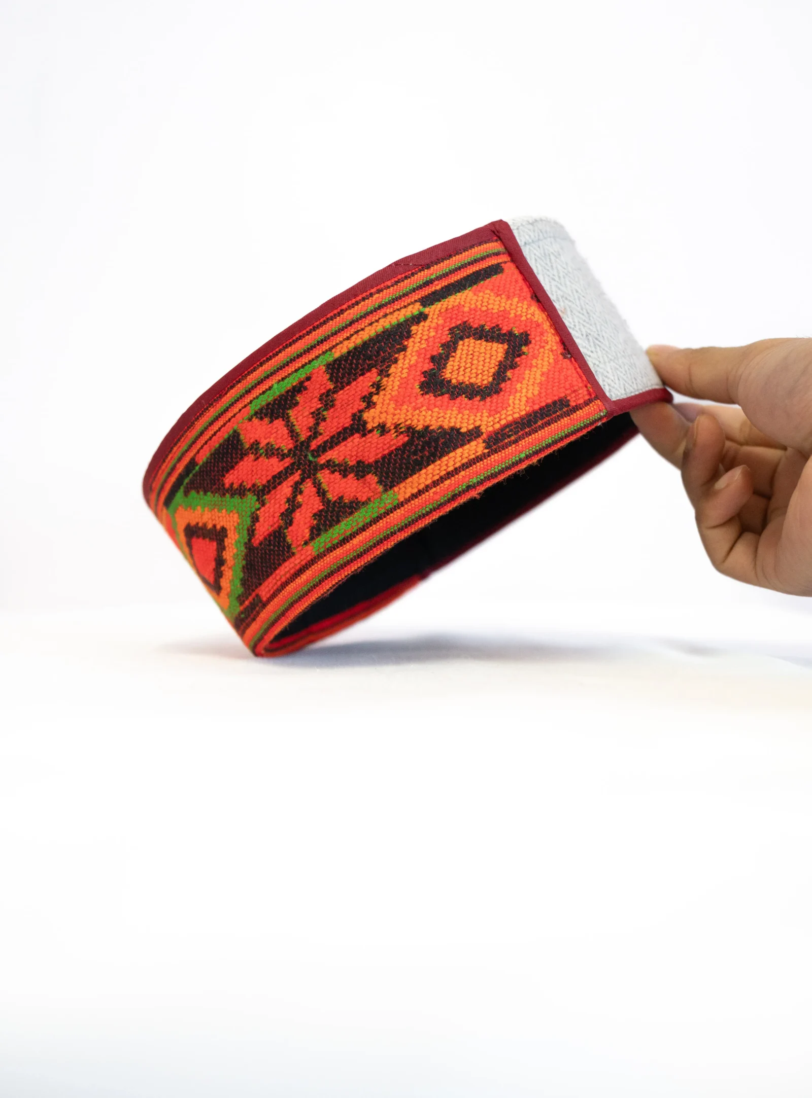 Kullu Classic Cap – Handwoven Pattern