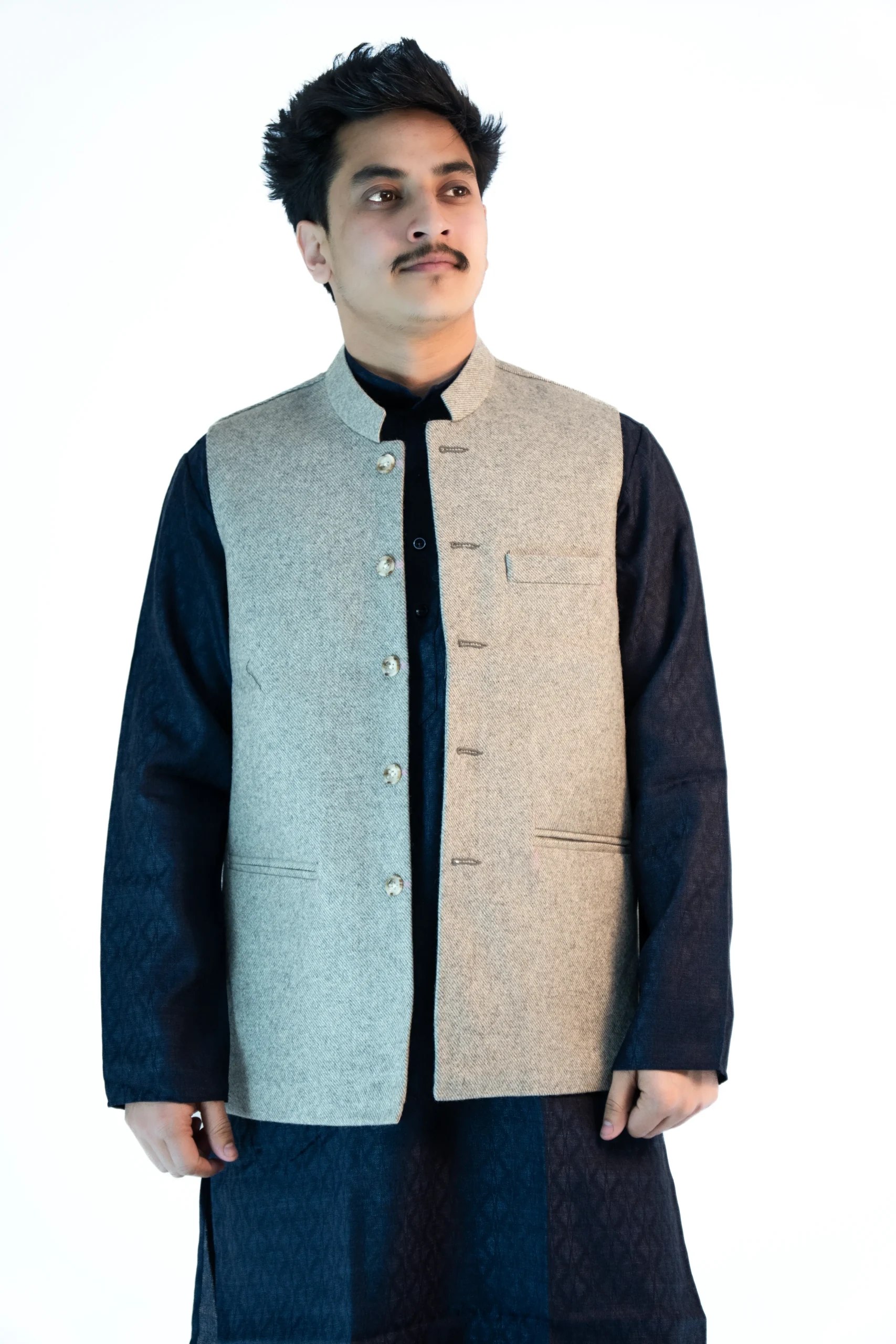 Men’s Elegant Himachali Sadri – Frost White Tweed-1