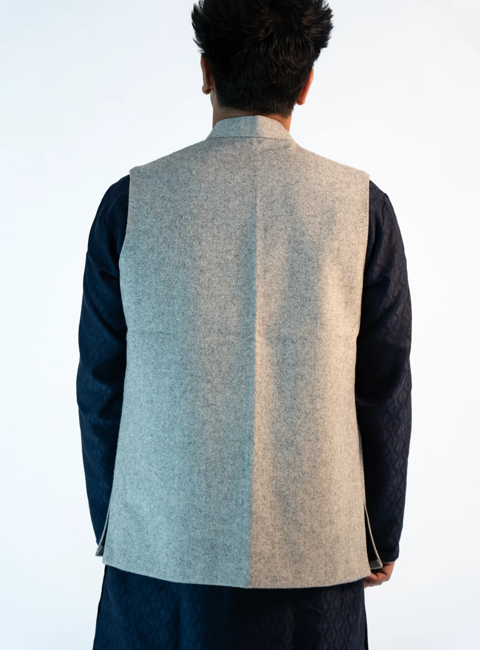 Men’s Elegant Himachali Sadri – Frost White Tweed