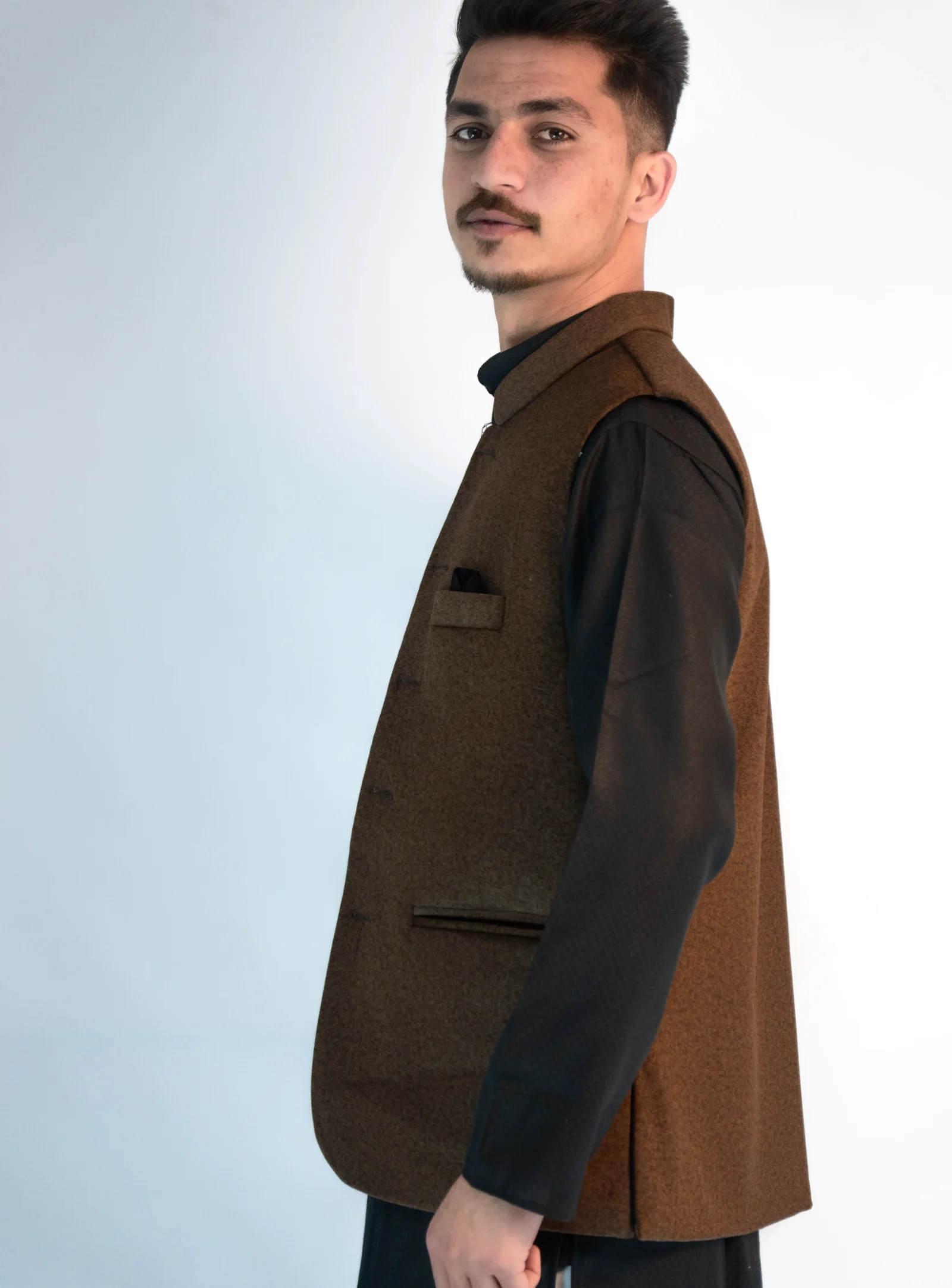 Men’s Rustic Pahadi Sadri – Chestnut Brown