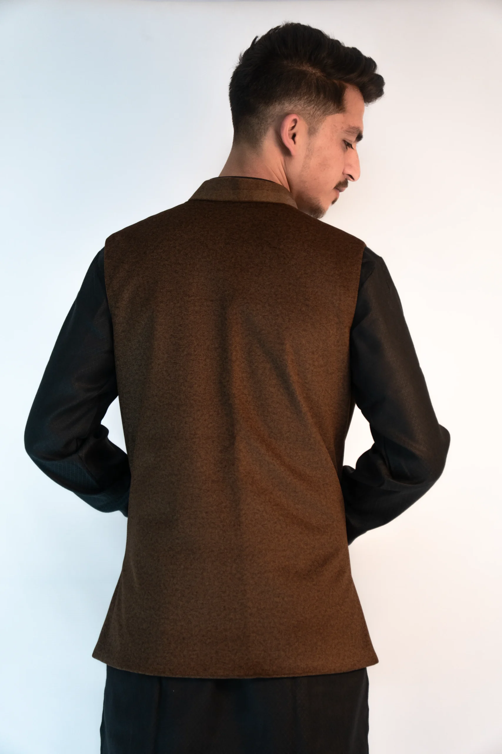 Men’s Rustic Pahadi Sadri – Chestnut Brown-3